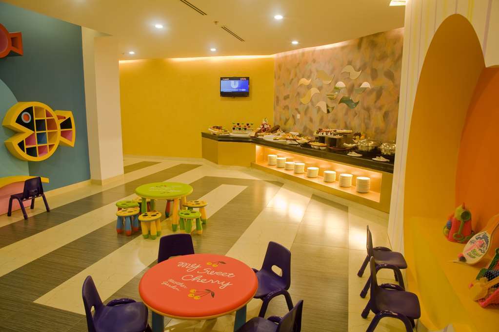 Royal Tulip Sea Pearl Beach Resort & Spa Cox's Bazar Restaurant foto